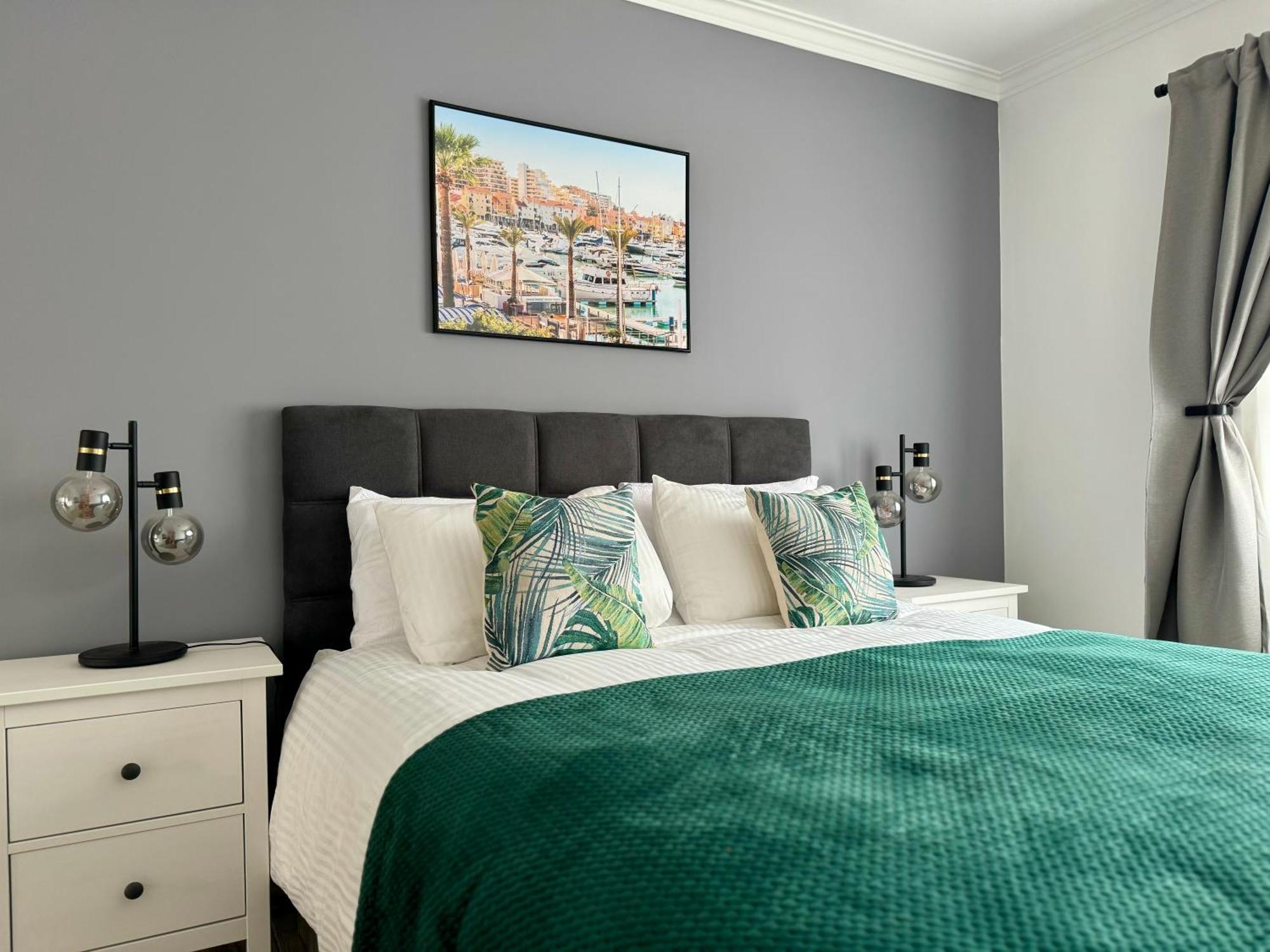 Princess Retreat Beautiful Modern Aprt 2 Min Walk From Quarteira Beach Zewnętrze zdjęcie