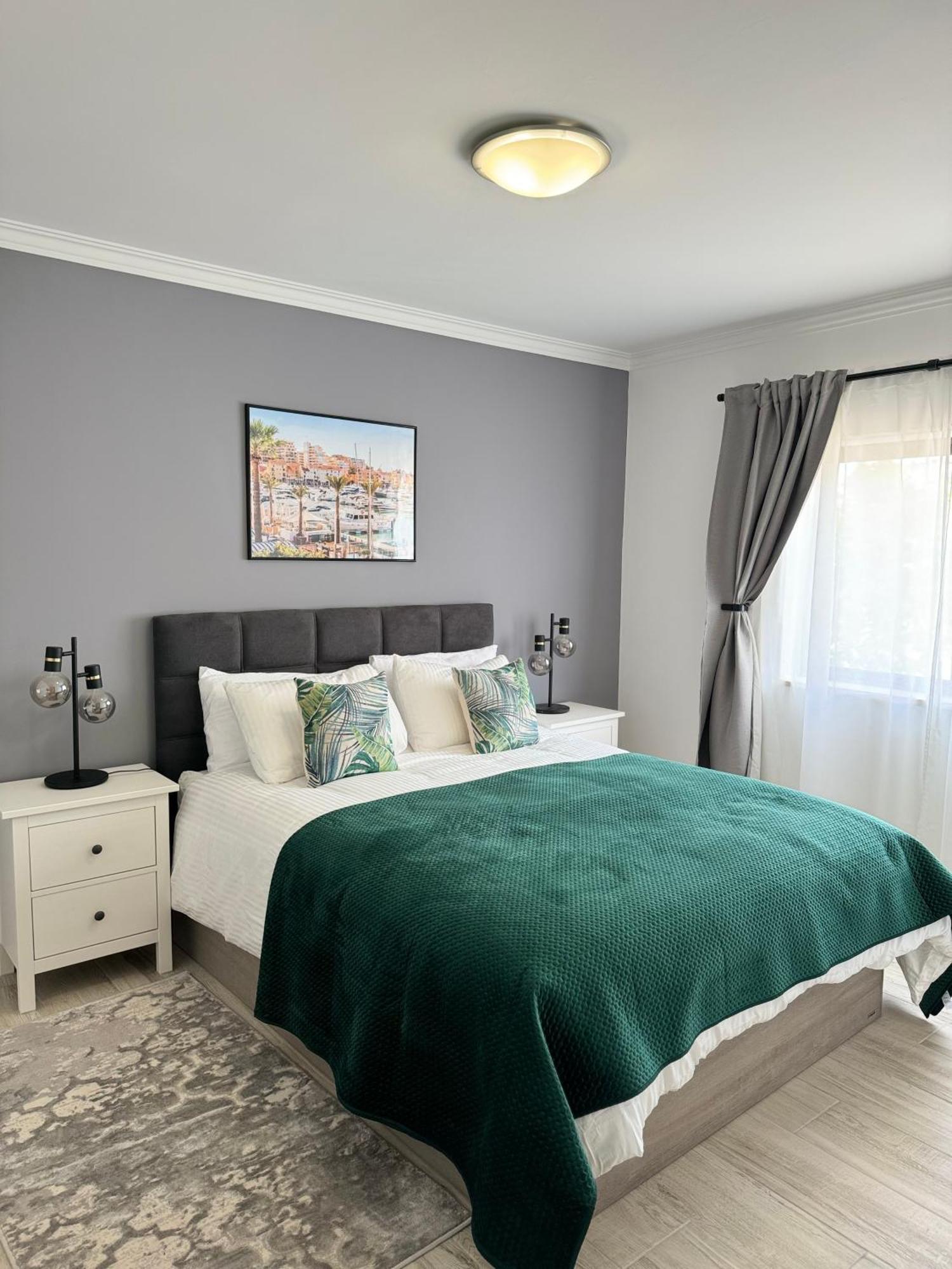 Princess Retreat Beautiful Modern Aprt 2 Min Walk From Quarteira Beach Zewnętrze zdjęcie